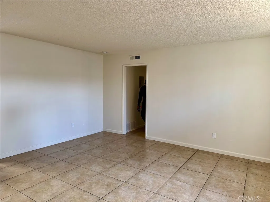 22790 Allies Place, Moreno Valley, California 92553 home-pic-17